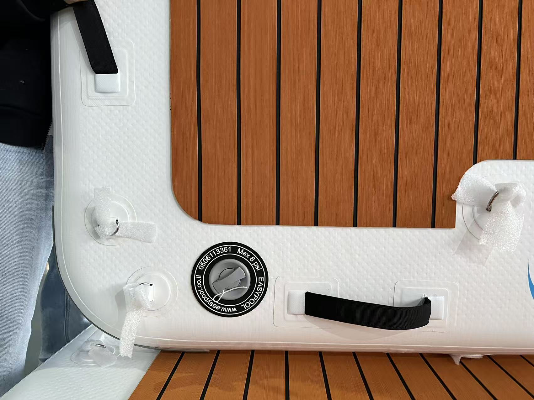 פלטפורמה מתנפחת יוקרתית 2*1.7 מטר