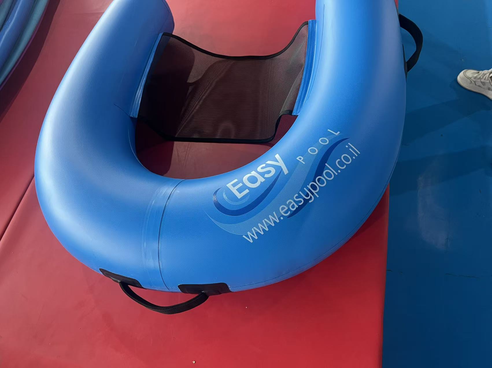 כיסא צף מתנפח