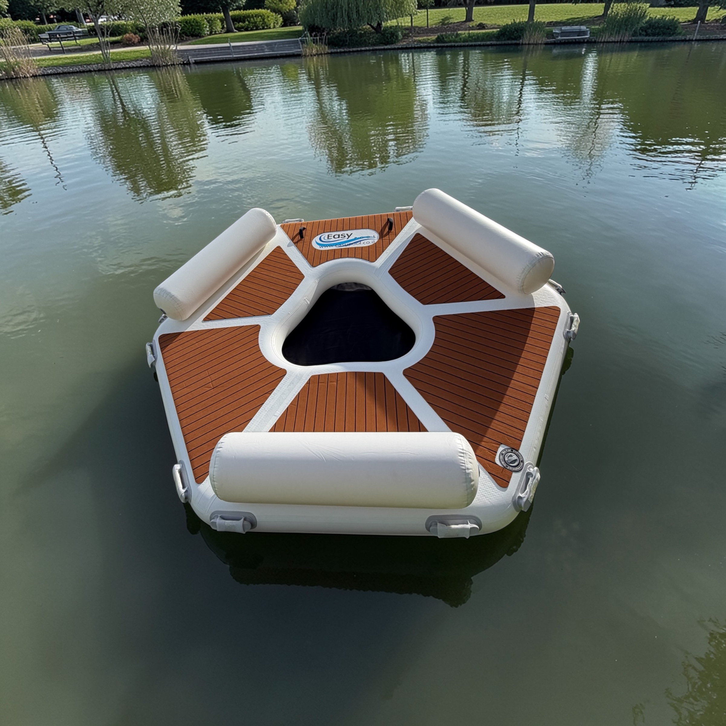 פלטפורמה משושה מתנפחת יוקרתית קשיחה Easypool עם כריות 2.5*2.82 מטר